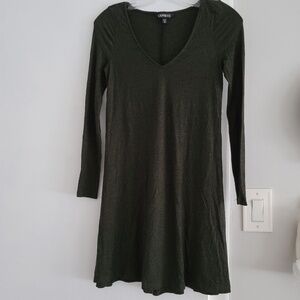 No tag Express skater dress long sleeve (Xxs size & dark olive color)